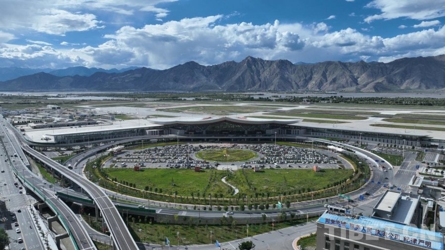 拉萨机场航空货运:连接世界屋脊的空中门户,拉萨机场的航空货运优势与发展前景